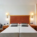 爱科赛德利西亚广场酒店