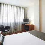 Hotell Exe Plaza Delicias 3*