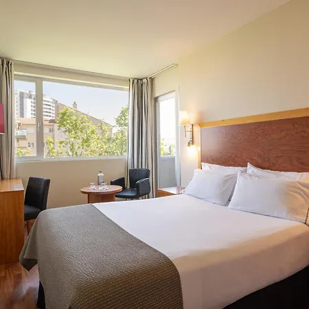 Hotell Exe Plaza Delicias