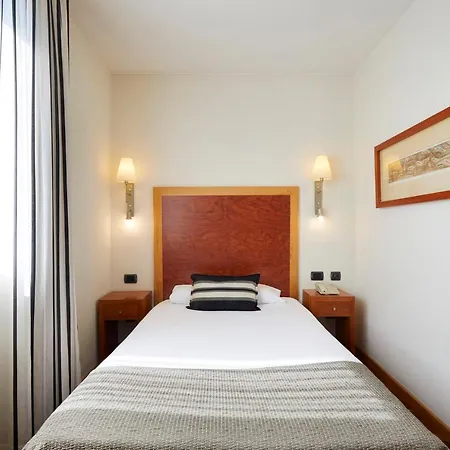 Hotel Exe Plaza Delicias