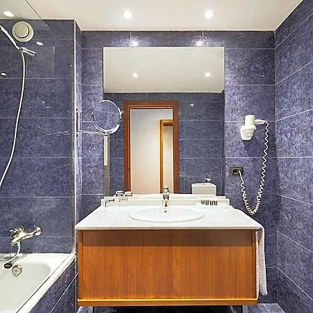 Exe Plaza Delicias Hotel 3*