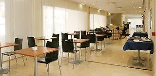 爱科赛德利西亚广场酒店