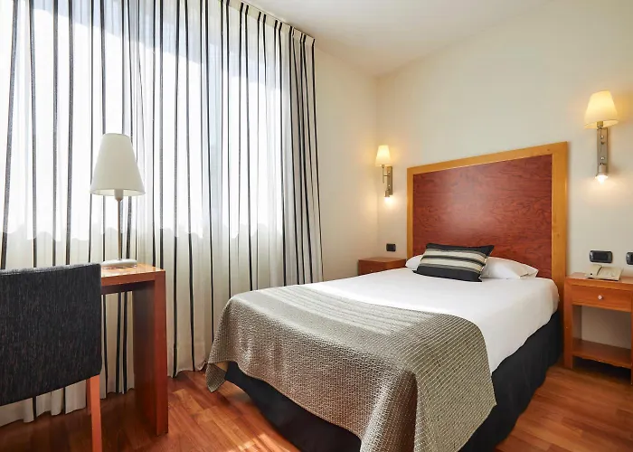 Exe Plaza Delicias 3* Сарагоса