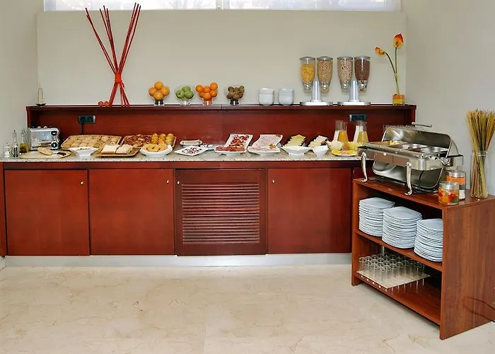 Exe Plaza Delicias Отель 3*