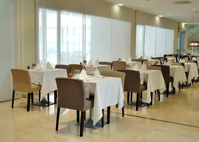 Exe Plaza Delicias 3*