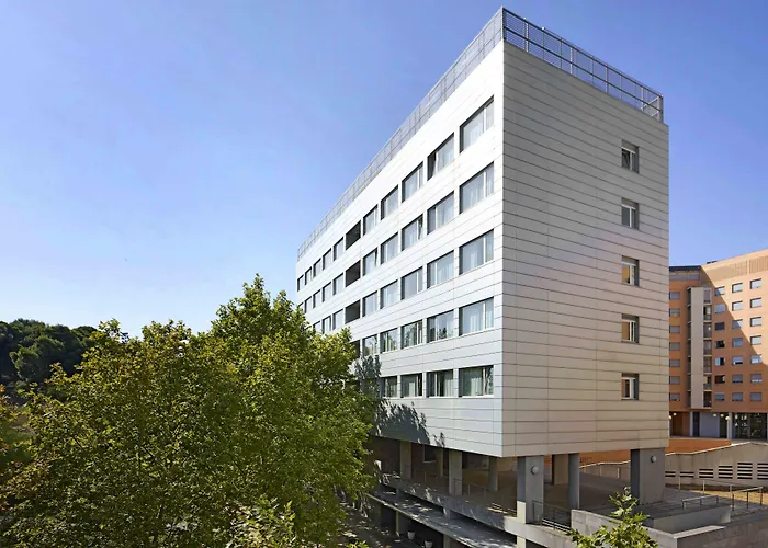 Отель Exe Plaza Delicias 3*