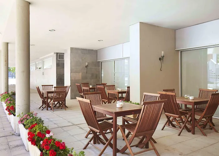 Exe Plaza Delicias ホテル 3*